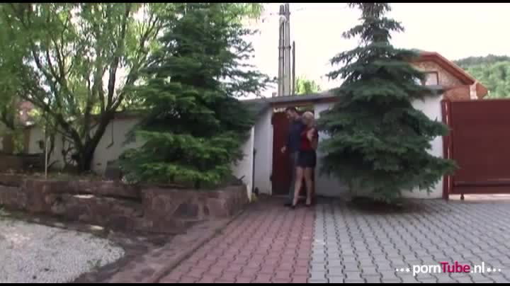 Stel neemt sletje erbij