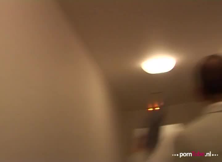 Oma Sandra krijgt een beurt